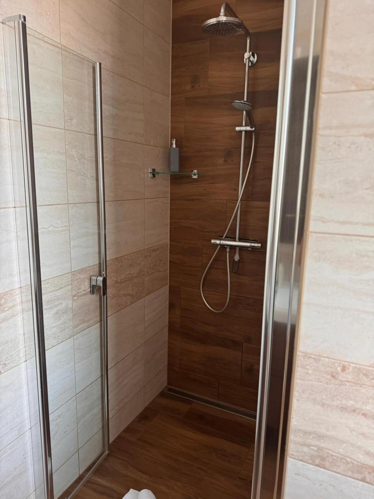 Apartman Ruza Ruzomberok Exterior photo